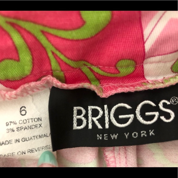 Briggs New York Cropped Floral Pants - Picture 6 of 6